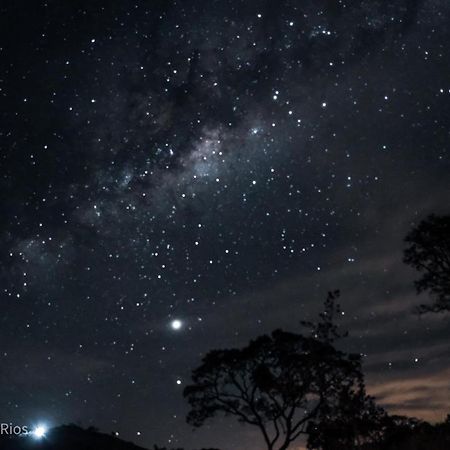 Bangalo Luxo Entre Lindas Cachoeiras Baependi Eksteriør bilde